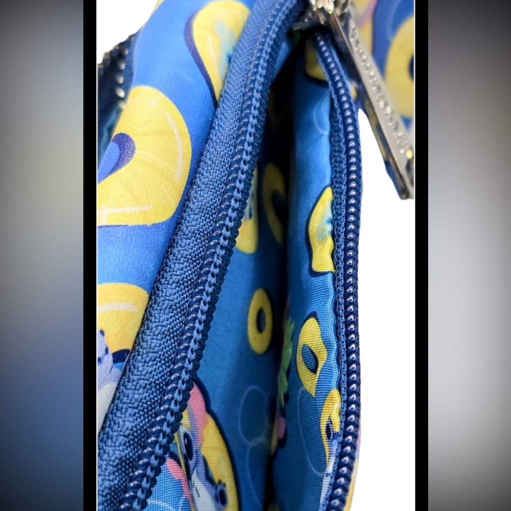 Loungefly x Disney Lilo And Stitch Pineapple Floaty Stitch Fanny Pack (HARDTAG) - Picture 4 of 15